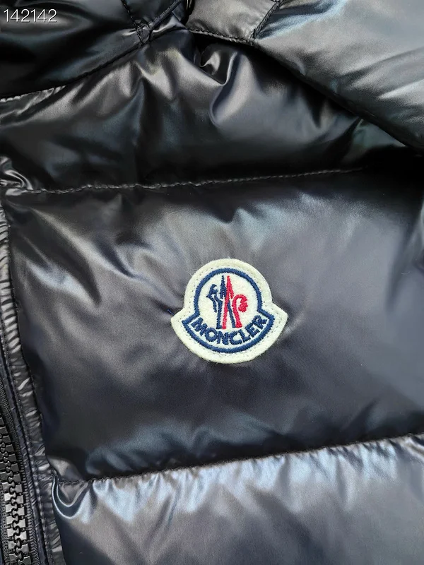 Moncler sz1-6 26yr212 (14)